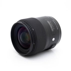 Sigma Art 35mm f/1.4 DG Nikon (Kunto K5) – Käytetty Käytetyt kamerat ja vaihtolaitteet 2