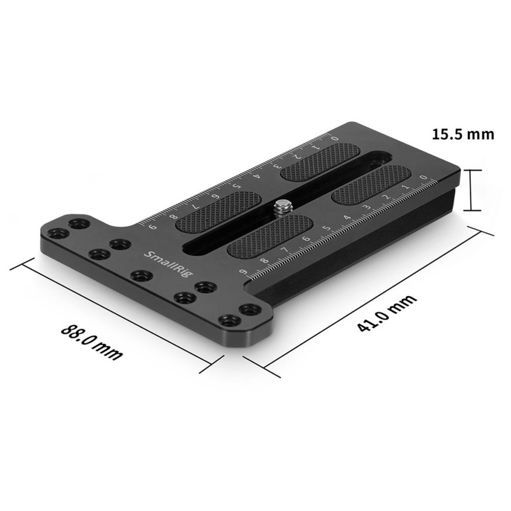 SmallRig-2308-3 Mustassa metallisessa SmallRig 2308 -kiinnityslevyssä CW Ronin S:lle (M 501) on useita reikiä, mittausmerkinnät ja mitat 88,0 mm pituus, 41,0 mm leveys ja 15,5 mm korkeus.