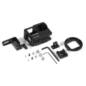 SmallRig-2320-4 SmallRig 2320 Cage for GoPro Hero 7/6/5 Black ja kiinnitystarvikkeet - ruuvit, kaksi kuusiokoloavainta, pyöreä rengas ja SmallRig-merkkiset osat - järjestettynä valkoisella pohjalla.