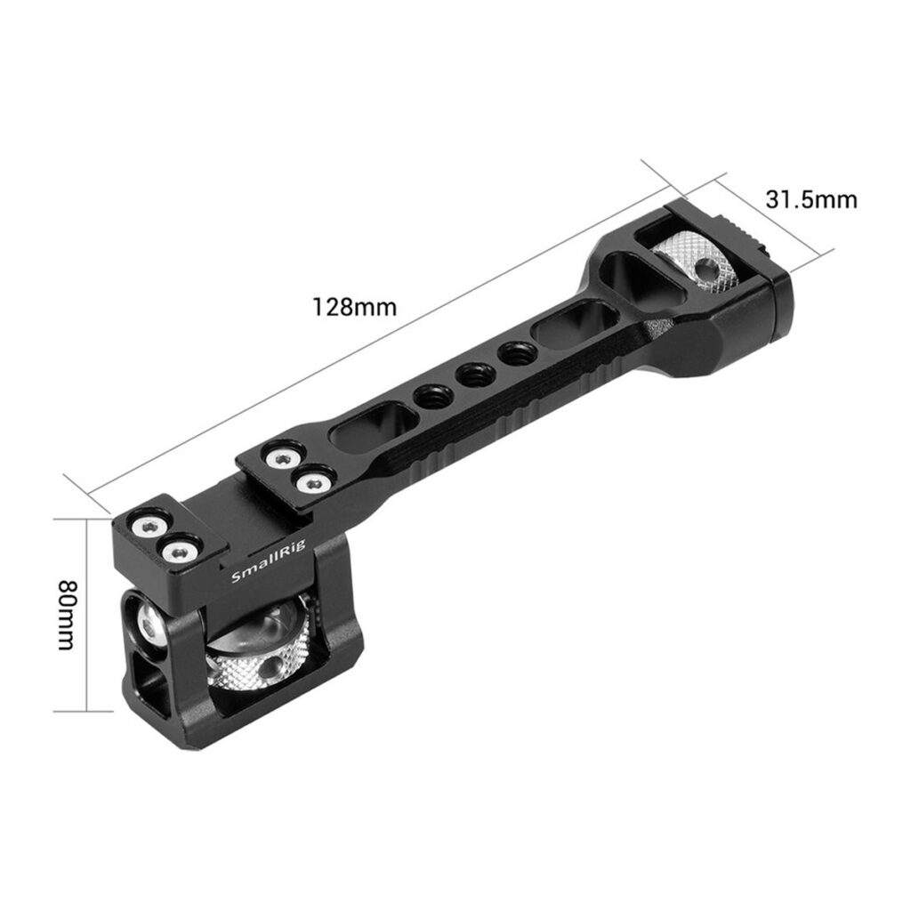 SmallRig-2386-3 SmallRig 2386 Adjustable Mount for Ronin-S/SC/Crane 3/Weebill on esitetty mustassa metallisessa värissä ja mitat on merkitty: 128 mm (L), 31,5 mm (W) ja 80 mm (K). Siinä on kiinnitysreiät ja säätönupit.