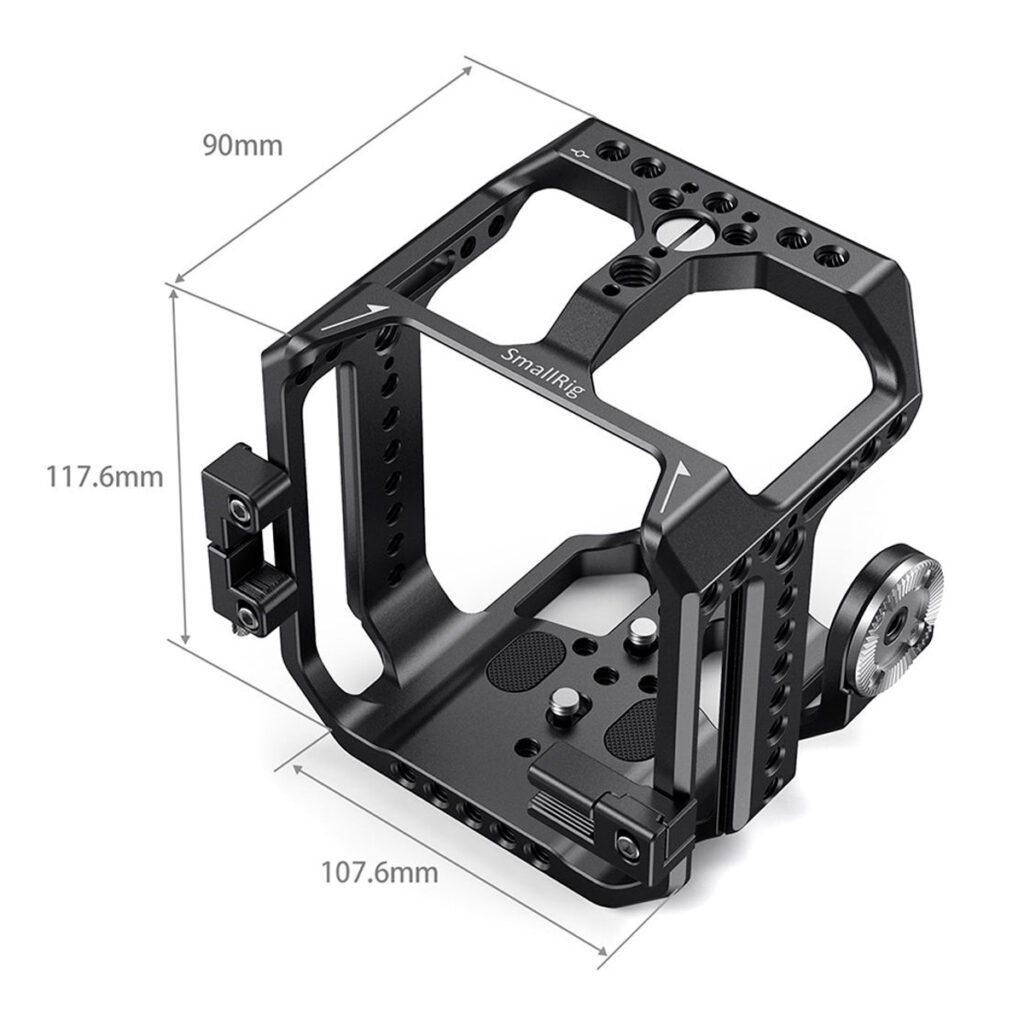 SmallRig-2423-4 SmallRig 2423 Cage for Z CAM E2-S6 / F6 / F8 on musta metallinen kamerahäkki, jossa on useita kiinnityspisteitä ja säätönupit: 90 mm (leveys), 117,6 mm (korkeus) ja 107,6 mm (syvyys).