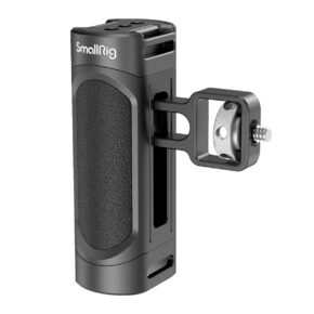 SmallRig-2772 SmallRig 2772 Lightweight Side Handle for Smartphone Cage on musta kahva, jossa on kuvioitu kumipinta ja sivukannatin, joka on suunniteltu kiinnitettäväksi helposti älypuhelimen kamerarigiin tai häkkiin.