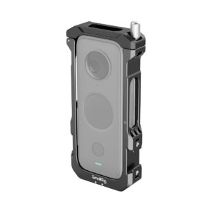 SmallRig-2923 SmallRig 2923 Utility Frame for Insta360 One X2 on musta, suorakulmainen häkki, joka ympäröi kompaktin kaksilinssisen 360 asteen toimintakameran ja tarjoaa suojaa ja useita kiinnitysmahdollisuuksia.