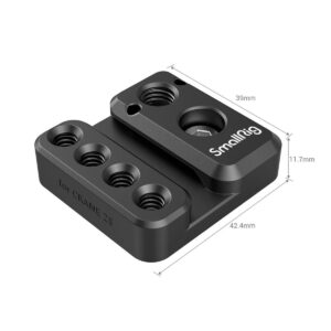 SmallRig-2995-3 SmallRig 2995 Side Mounting Plate for Zhiyun Crane 2S on musta metallilevy, jossa on kierteitetyt reiät ja jonka mitat ovat 42,4 mm x 39 mm x 11,7 mm.