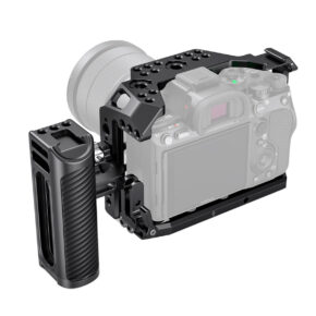 SmallRig 3137 -kamerahäkkisarja, joka on suunniteltu Sony A7R IV -kameralle.
