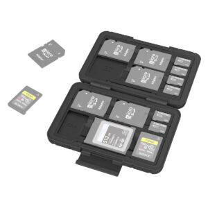 The SmallRig 3192 memory card holder, black, securely holds multiple SD and microSD cards, including marked Samsung and Sony cards. Two cards are visible outside the open case on a white background.