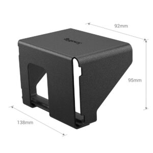 SmallRig-3273-3 SmallRig 3273 Sunhood for BMPCC 6K PRO / 6K G2 on musta, suorakulmainen lisävaruste, jossa on kuvioitu pinta, sivuaukko, Baseus-tarra ja mitat 92 mm leveys, 95 mm korkeus ja 138 mm syvyys.
