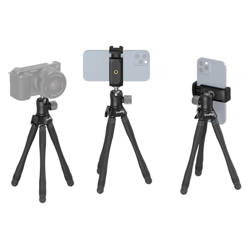 SmallRig-3446-2 Esillä on kolme SmallRig 3446 BeautyPod 1.5K Flexible Mini Tripod BT-15 -yksikköä, joista kukin tukee kameraa tai älypuhelinta eri asennoissa esittelemällä niiden monipuolisia kiinnitysmahdollisuuksia valokuvaukseen ja videokuvaukseen.