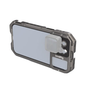 SmallRig-3561-1 SmallRig 3561 Mobile Video Cage iPhone 13 Pro Max -puhelimelle on kestävä metallinen puhelimen häkki, jossa on objektiivikiinnitys ja suojakehys ja joka on suunniteltu parantamaan älypuhelimen kameran toimintoja mobiiliin kuvaamiseen tai valokuvaukseen.