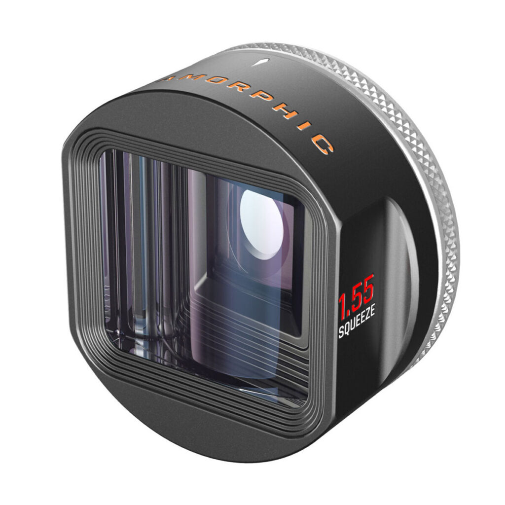 SmallRig-35781 SmallRig 3578 1.55X Anamorphic Lens for Mobile Phone -objektiivin lähikuvassa näkyy sen musta runko, hopeinen kuvioitu reuna, oranssi "1.55 SQUEEZE" -merkintä sivussa ja heijastavat etulasiosat.