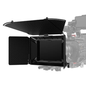 SmallRig-3641 SmallRig 3641 Lightweight Multifunctional Modular Matte Box 114mm Basic Kit, jossa on ylä- ja sivuliput, on kiinnitetty ammattimaisen videokameran taustalle, joka estää ei-toivotun valon objektiivista.