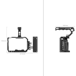 SmallRig-3669-2 SmallRig 3669 Advanced Kit Sony A7 IV / A7S III -malliin on musta kamerahäkki, jossa on kuvioitu kahva sivukahva ja yläkiinnike. Kuvassa edestä ja sivulta mitat ovat 176,5 mm korkea, 211,5 mm leveä ja 135,0 mm syvä.