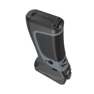 SmallRig-3782-5 SmallRig 3782 Magic Fiz Wireless Follow Focus Handgrip Kit mustana ja harmaana sisältää ergonomisen kahvan, jossa on kuvioitu kumi ja USB-portit, jotka on suunniteltu turvalliseen käsittelyyn, kun sitä katsotaan ylhäältä katsottuna.