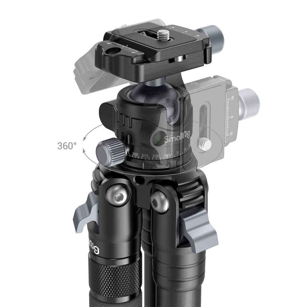 SmallRig-4060-4 Lähikuva SmallRig 4060 Carbon Fiber Tripod Kit AP-10 -hiilikuitu kolmijalan mustasta jalustanpäästä, jossa näkyy sen 360°:n kierto, säädettävät nupit ja pikavapautuslevy, jossa on läpinäkyvä päällyste ja liikettä havainnollistava nuoli.