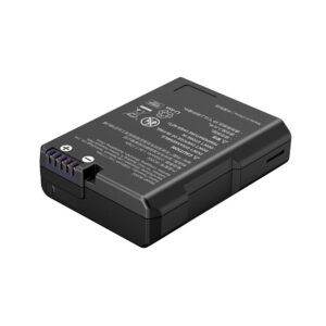 SmallRig-4069-2 SmallRig 4069 -kameran akku EN-EL14, musta suorakaiteen muotoinen ladattava litiumioniakku, jossa on merkityt liittimet ja varoitussymbolit, on sijoitettu valkoiselle taustalle.