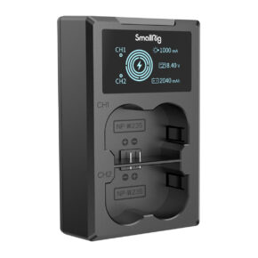 SmallRig-4085 The SmallRig 4085 battery charger for NP-W235 batteries is a black dual charger with an LCD display showing the charging status and two slots marked CH1 and CH2.