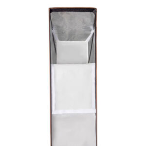 SmallRig-4200-3 SmallRig 4200 LA-R30120 Softbox Strip on pystysuora, monilokeroinen järjestelijä, jossa on kolme näkyvää kangashyllyä neutraalissa värissä, ihanteellinen vaatteiden tai asusteiden säilytykseen.