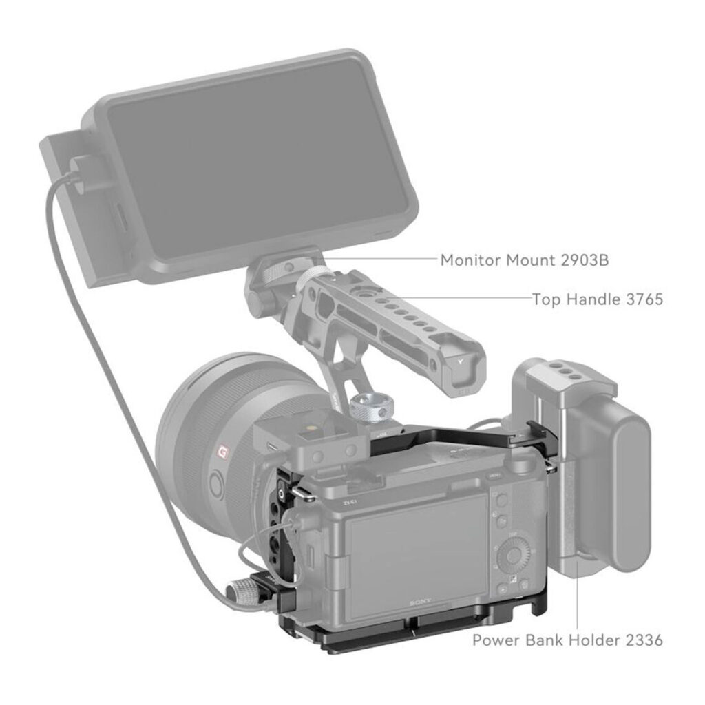 SmallRig-4257-4 SmallRig 4257 Cage Kit Sony ZV-E1:lle sisältää merkittyjä komponentteja: monitorikiinnike 2903B (suuri ulkoinen näyttö, vasen), yläkahva 3765 ja Power Bank -pidike 2336 (sivulle asennettava).