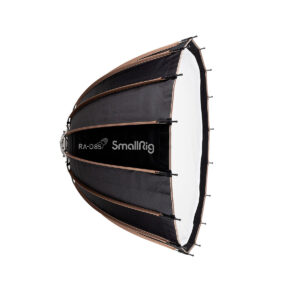 SmallRig_RA-D85_Softbox_3586_003 Mustavalkoinen sateenvarjon muotoinen SmallRig 3586 RA-D85 Parabolic Softbox, jossa on metallitangot, näkyy profiilissa valkoista taustaa vasten.