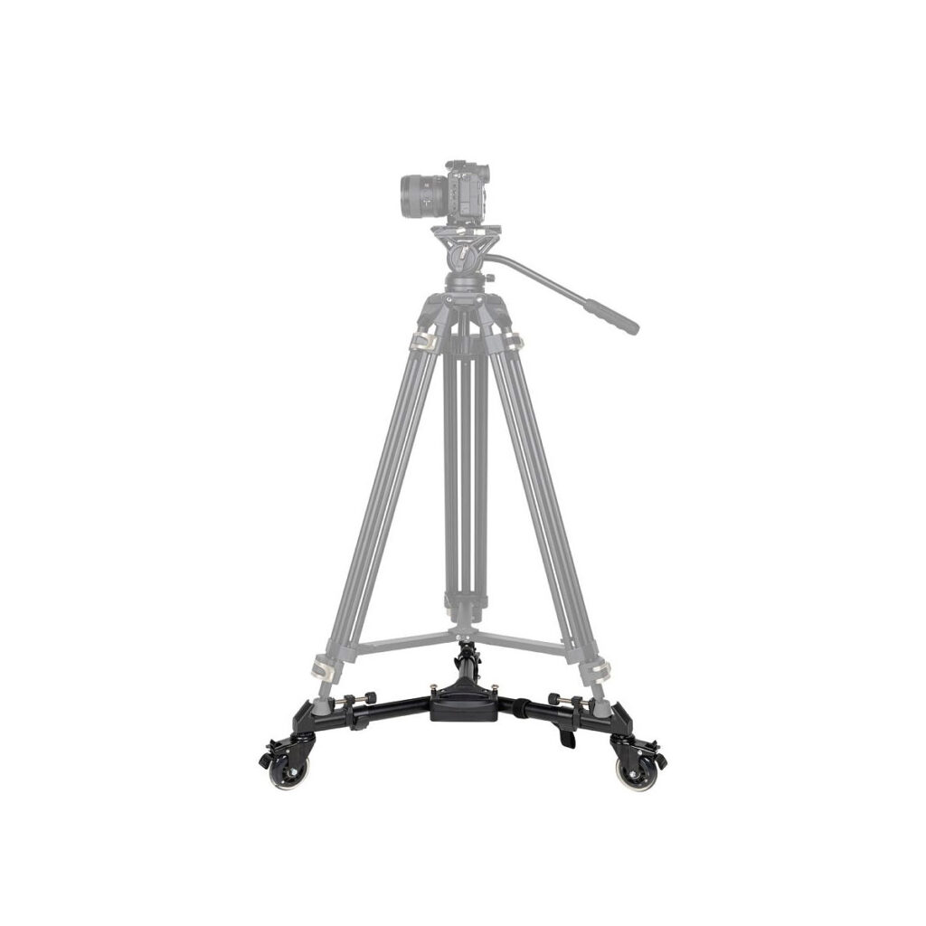 SmallRig_Universal_Tripod_Dolly_3986_001 SmallRig 3986 Universal Tripod Dolly, jossa on kolme pyörää, kiinnitetään jalustan ja kameran (korostuksen vuoksi häivytetty) jalustaan ja mahdollistaa sujuvan liikkeen ja tarkan paikannuksen kuvausta tai valokuvausta varten.