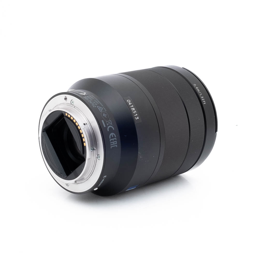 Sony FE 24-70mm f4 -1 Sony FE 24-70mm f/4 Vario-Tessar ZA OSS - Käytetty