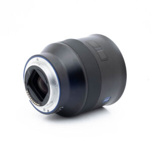 Zeiss Batis CF 40mm f2-1 Zeiss Batis 40mm f/2 CF Sony FE (Kunto K5) - Käytetty