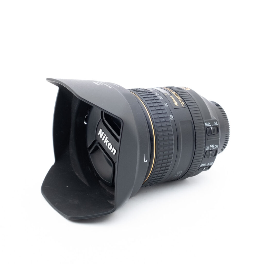 Nikkor 16-80mm f2.8-4 ED-1 Nikon AF-S Nikkor 16-80mm f/2.8-4 E VR DX - Käytetty