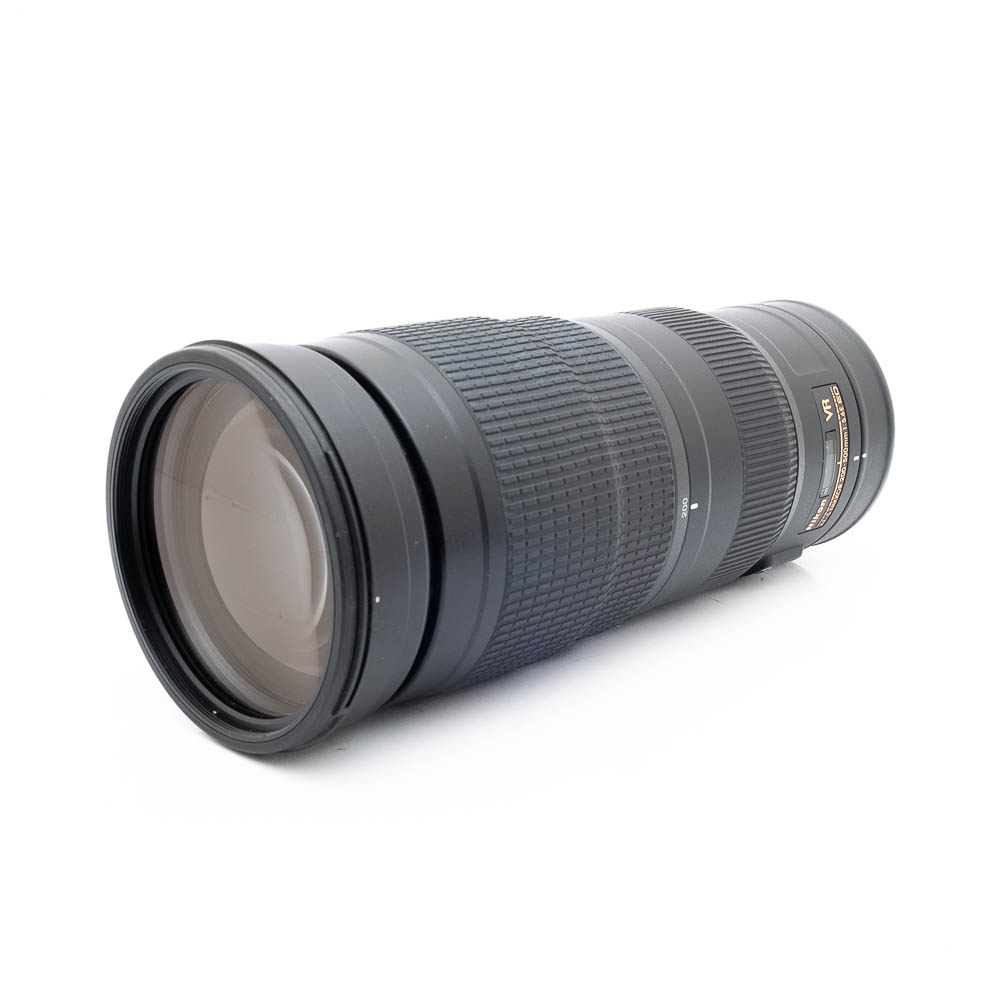 Nikon 200-500mm f56E ED VR-2-2 Nikon AF-S Nikkor 200-500mm f/5.6E ED VR - Käytetty