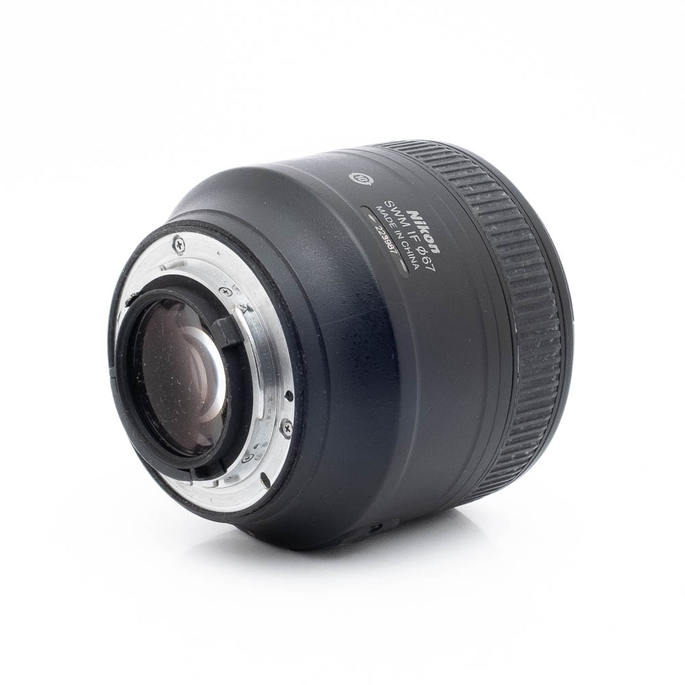 Nikon 85mm f18G-1-2 Nikon AF-S Nikkor 85mm f/1.8 G - Käytetty