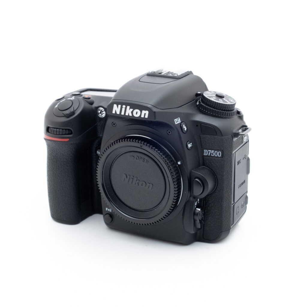 Nikon D7500-1 Nikon D7500 (SC 1900) - Käytetty