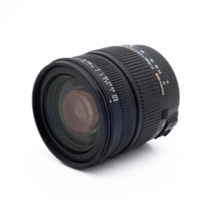 Sigma 17-70mm f28-4 Macro Nikon-2 Sigma 17-70mm f/2.8-4 Macro OS HSM Nikon F DX - Käytetty