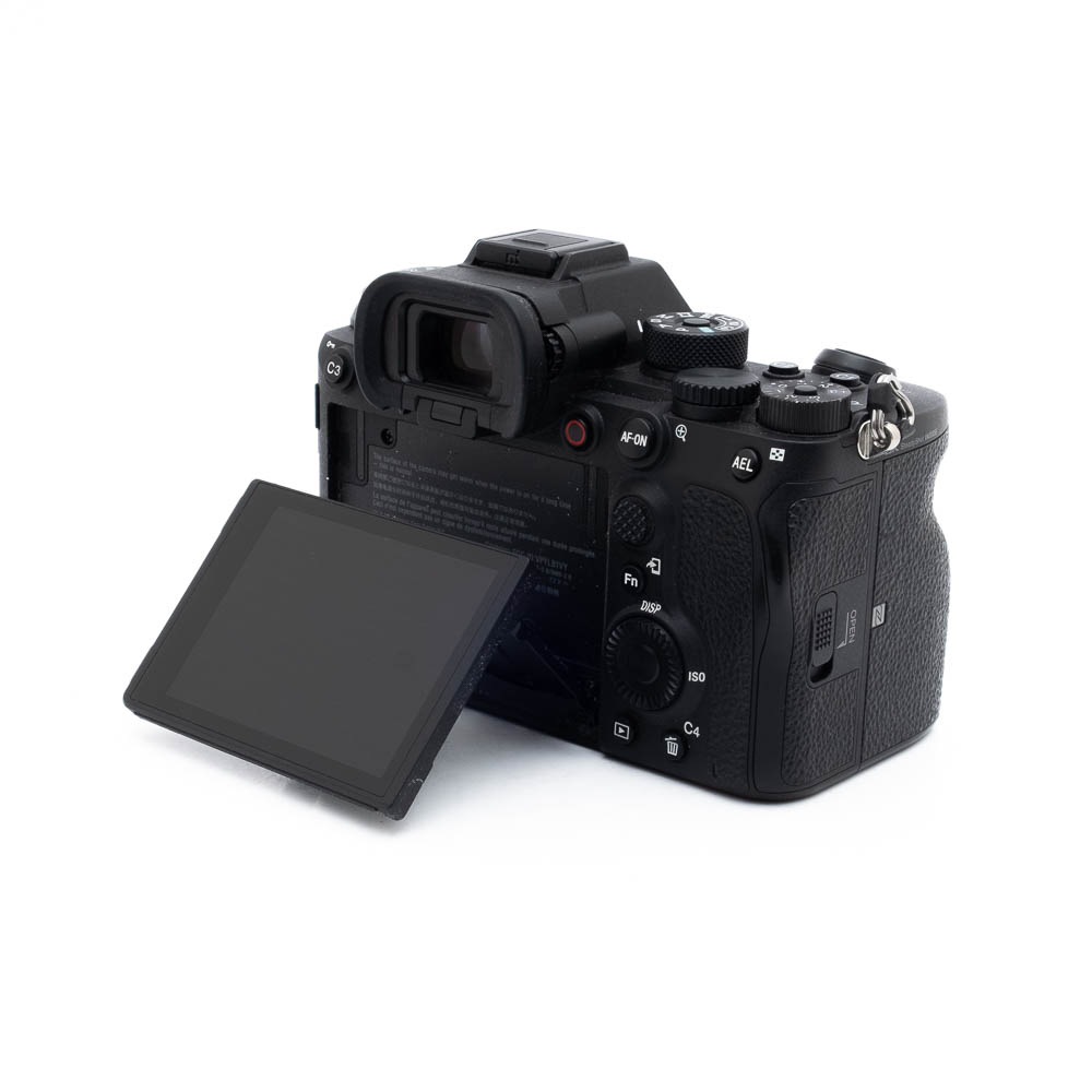 Sony A1 8731-3 Sony A1 (SC 3500, sis.ALV24%, takuu 18kk) – Käytetty