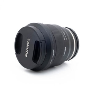 Tamron 35mm f28 Di III OSD M 1 2-3 Tamron 35mm f/2.8 Di III OSD M 1:2 Sony - Käytetty