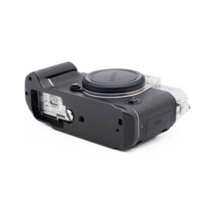 Fujifilm X-T30-1 Fujifilm X-T30 Hopea (+ L-rauta, SC 500, sis.ALV24%) - Käytetty