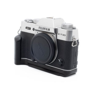 Fujifilm X-T30-5 Fujifilm X-T30 Hopea (+ L-rauta, SC 500, sis.ALV24%) - Käytetty