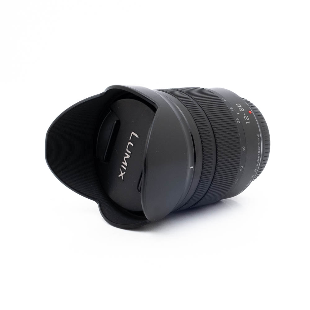 Lumix 12-60mm f35-56 POWER OIS-3 Panasonic Lumix 12-60mm f/3.5 - 5.6 Power OIS - Käytetty