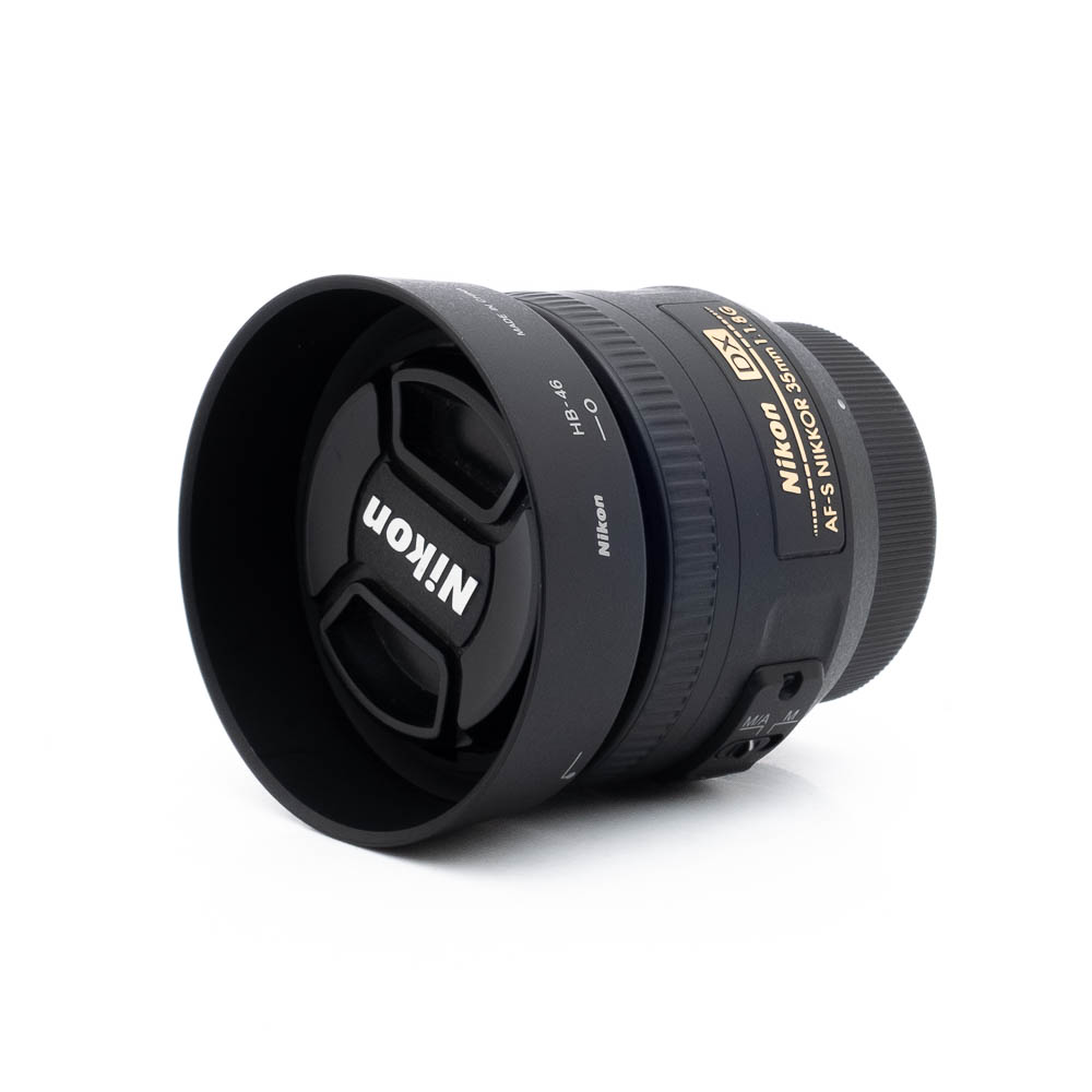 Nikon 50mm f18G-3-4 Nikon AF-S Nikkor 35mm f/1.8 G DX - Käytetty