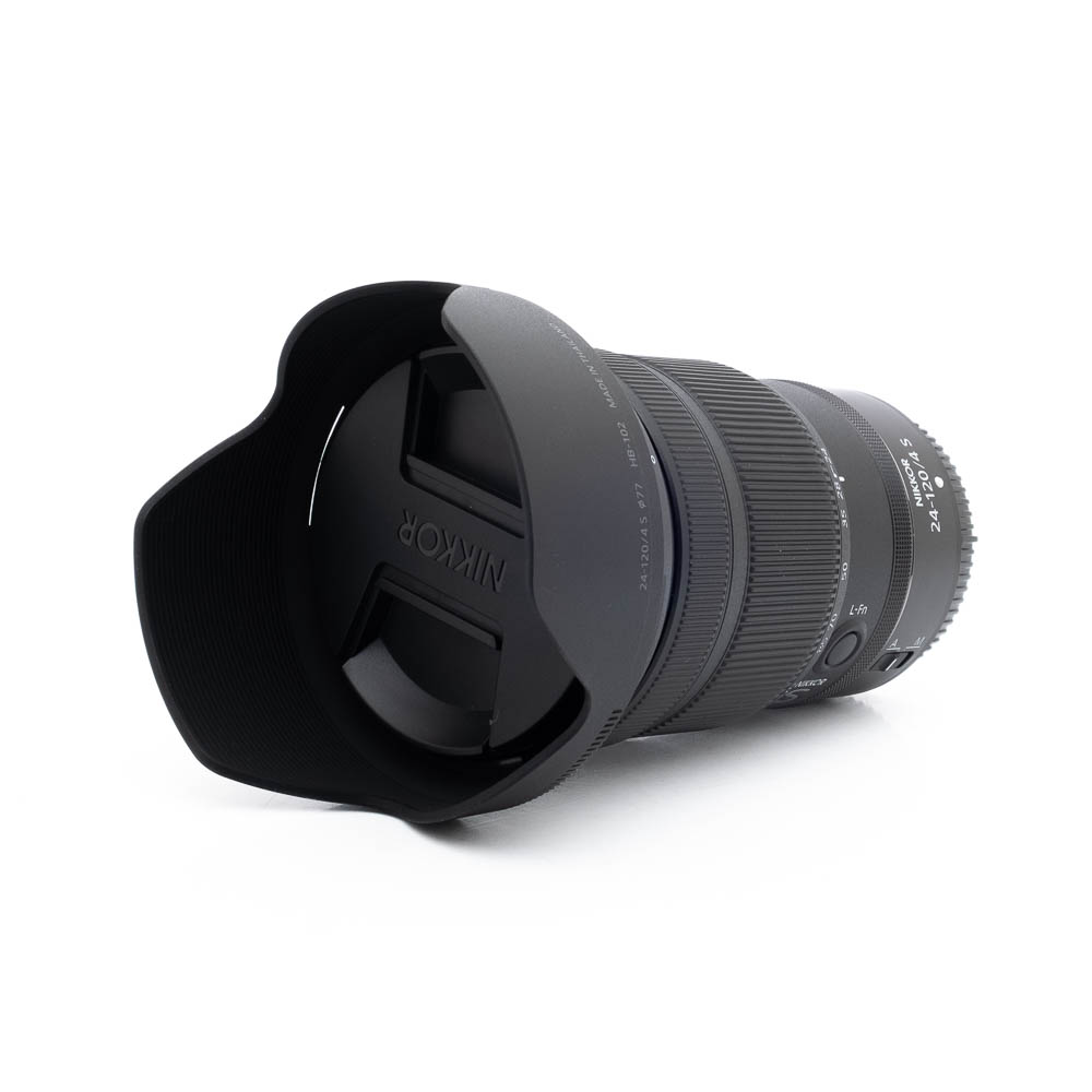 Nikon Z 24-120mm f4 S-3 Nikon Nikkor Z 24-120mm f/4 S - Käytetty