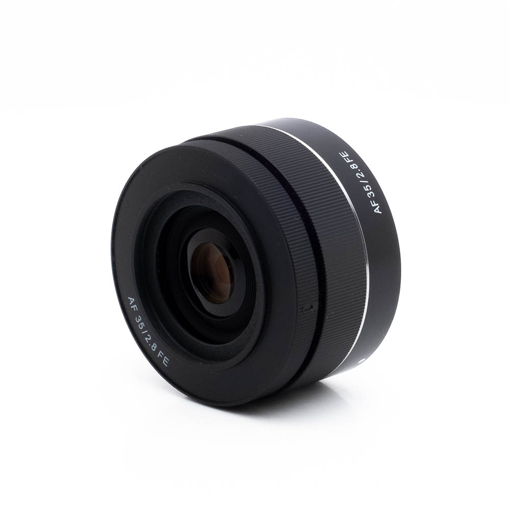 Samyang AF 35mm f28 Sony FE-2 Samyang AF 35mm f/2.8 Sony FE - Käytetty