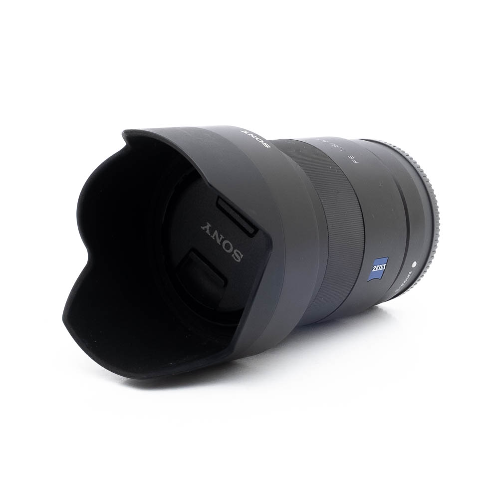 Sony 55mm f18-3 Sony FE Sonnar T* 55mm f/1.8 ZA (sis.ALV24%) - Käytetty