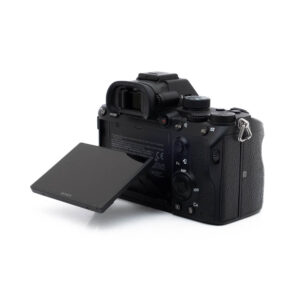 Sony A7 III 7809-3 Sony A7 III + L-Bracket (SC 37000, sis.ALV24%) – Käytetty