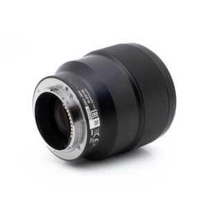 Sony FE 85mm f18-1-3 Sony FE 85mm f/1.8 (Kunto K5) - Käytetty