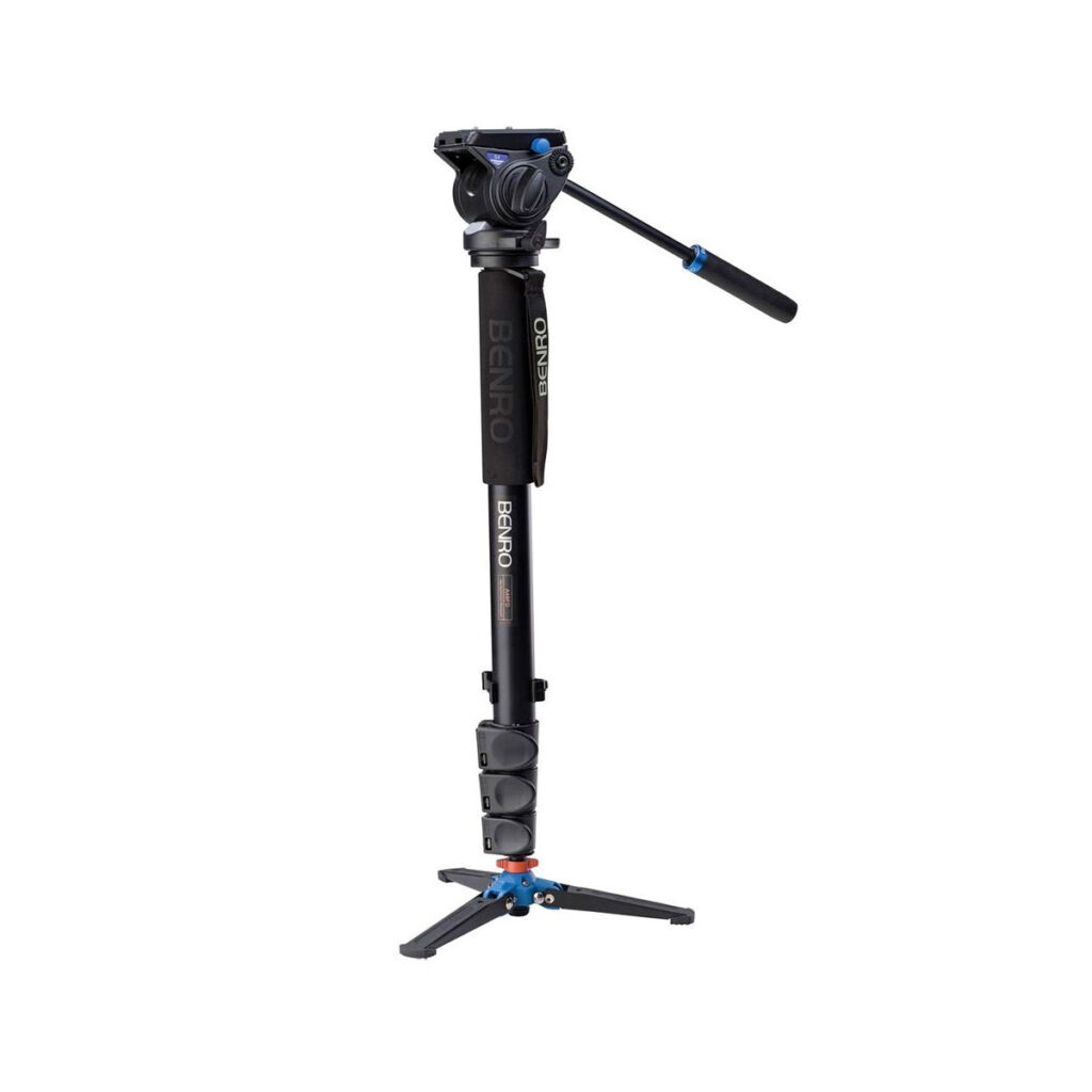 Benro_52A48FDS4_001 Benro Monopod Kit Alu A48FD + S4 Head on esitetty pystyssä sinisillä korostuksilla, kolmijalkaisella jalustalla, säädettävällä kahvalla ja pikalukoilla, eristettynä valkoisella pohjalla.