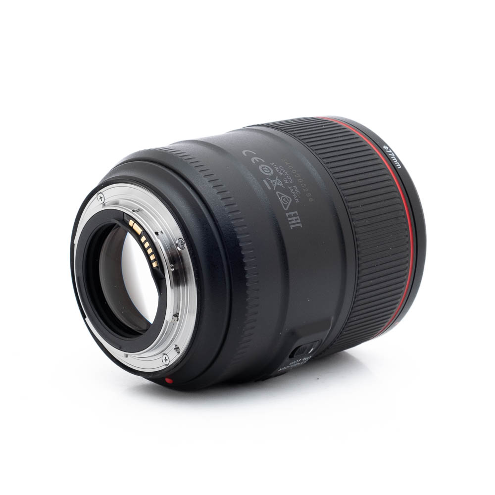 Canon 85mm f14 L IS USM-1 Canon EF 85mm f/1.4 L IS USM - Käytetty