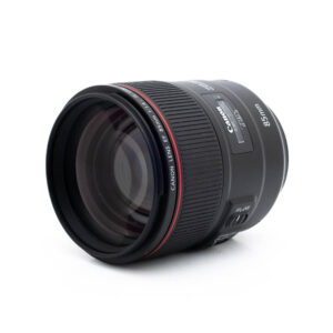 Canon 85mm f14 L IS USM-2 Canon EF 85mm f/1.4 L IS USM - Käytetty