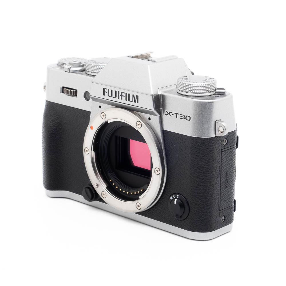 Fuji X-T30 0371-4 Fujifilm X-T30 Hopea (SC 2000, sis.ALV24%) - Käytetty