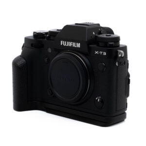 Fujifilm X-T3-5-2 Fujifilm X-T3 + Hand Grip (SC 5000) - Käytetty