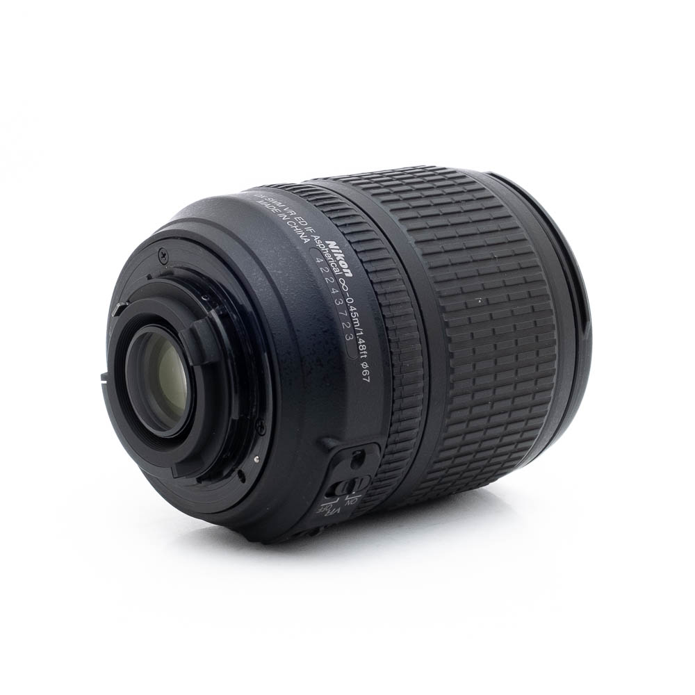 Nikon 18-105mm f35-56 G ED DX VR-1 Nikon AF-S DX Nikkor 18-105mm f/3.5 - 5.6 ED VR - Käytetty