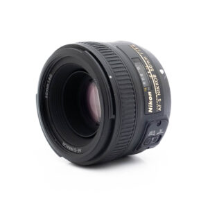 Nikon 50mm f18G-2-5 Nikon AF-S Nikkor 50mm f/1.8 G (Kunto K5) - Käytetty