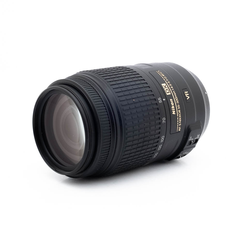 Nikon 55-300mm f45-56 G ED DX VR-2 Nikon AF-S Nikkor 55-300mm f/4.5-5.6 G VR ED DX - Käytetty